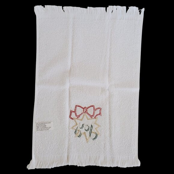 Christmas Holiday 4 Fingertip Guest Towels Applique Poinsettia Star White Cream - Picture 7 of 11